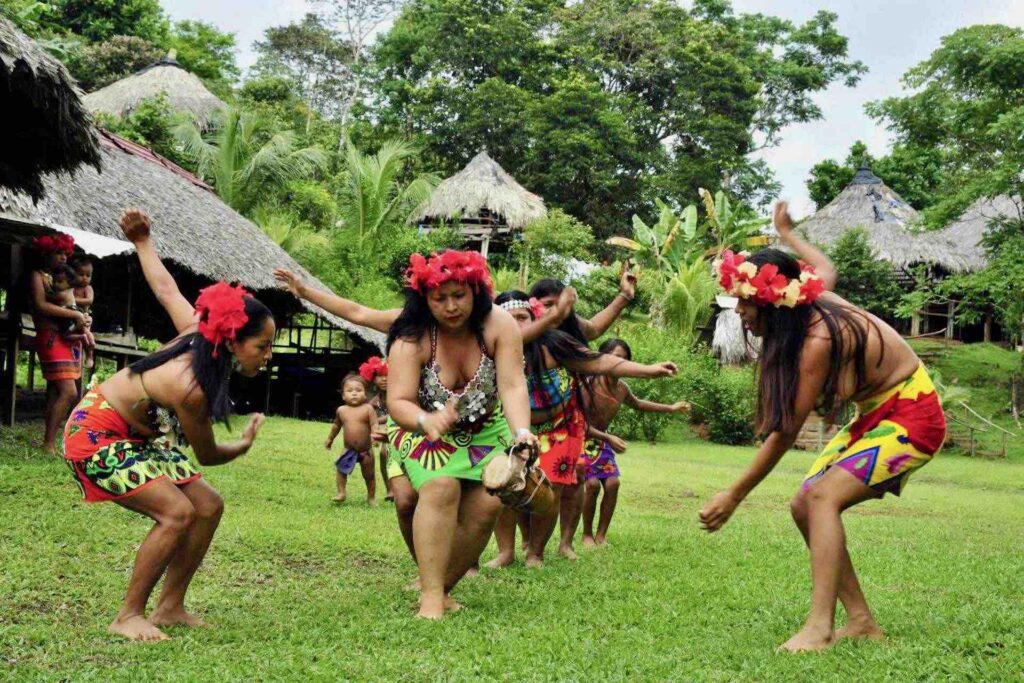 Embera 1 VIP Tours By Luis Vaz