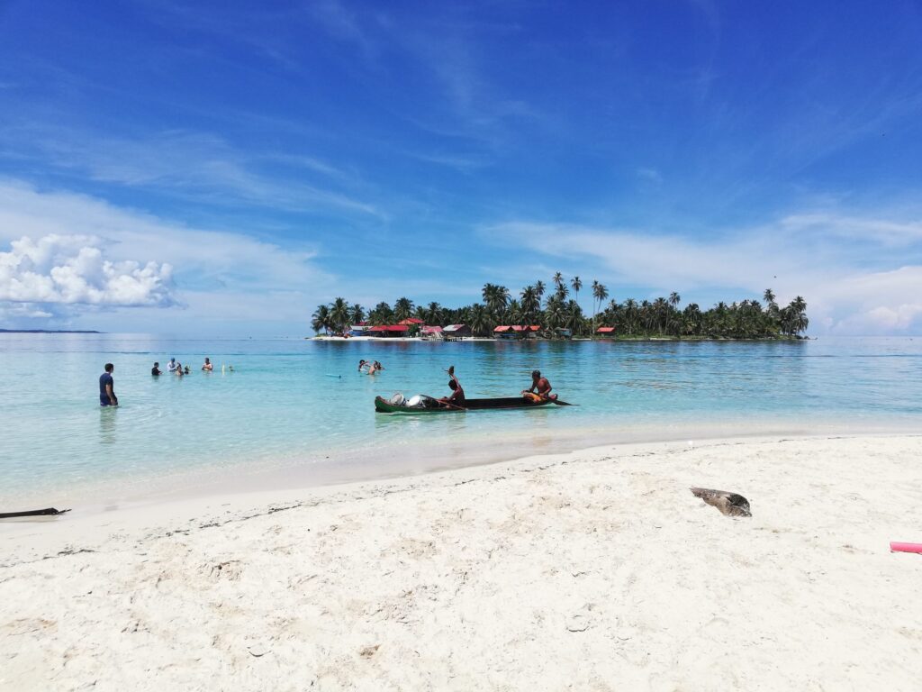 San Blas 2 VIP Tours By Luis Vaz